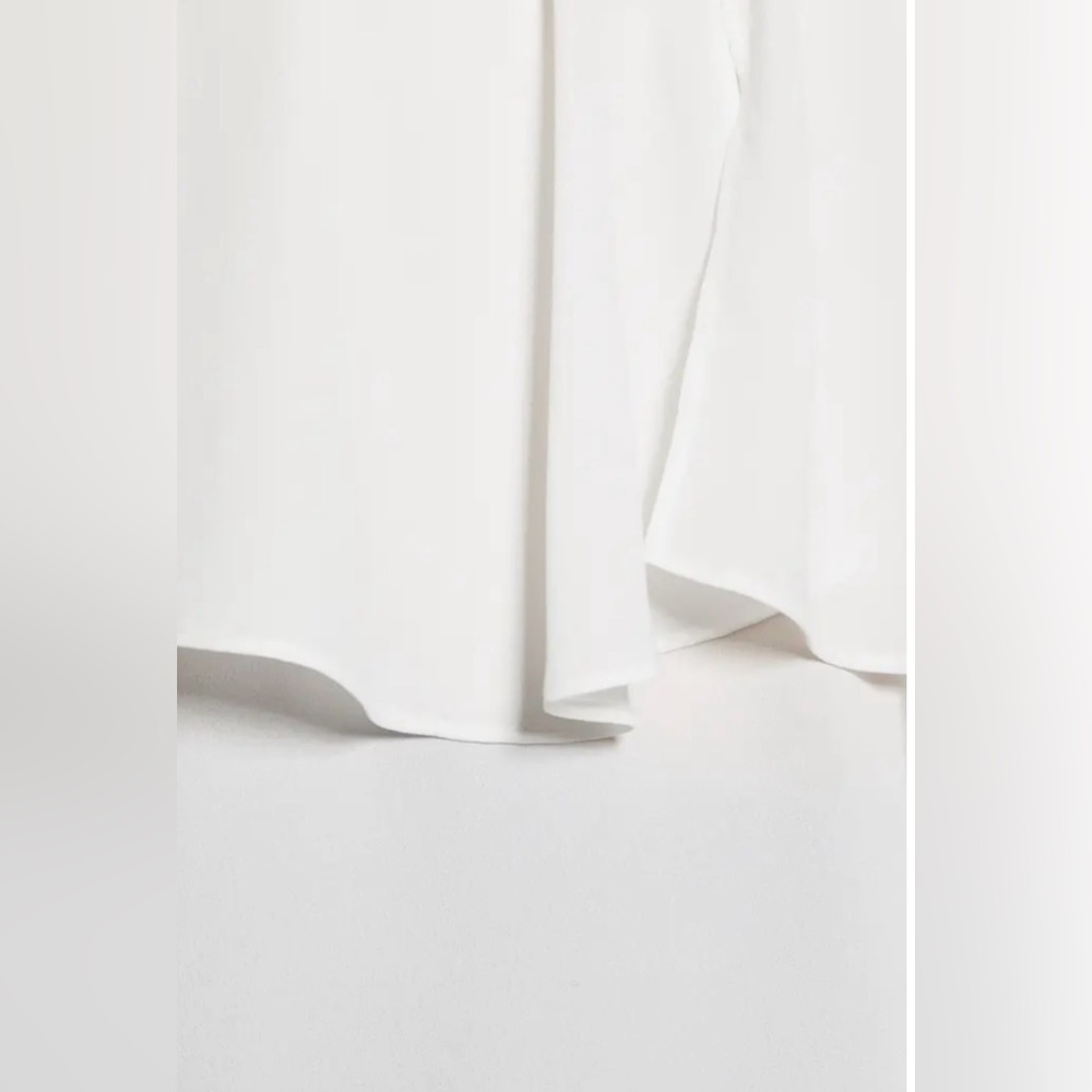 Elodie Ruffle Cold Shoulder Top - Picture 4 of 4